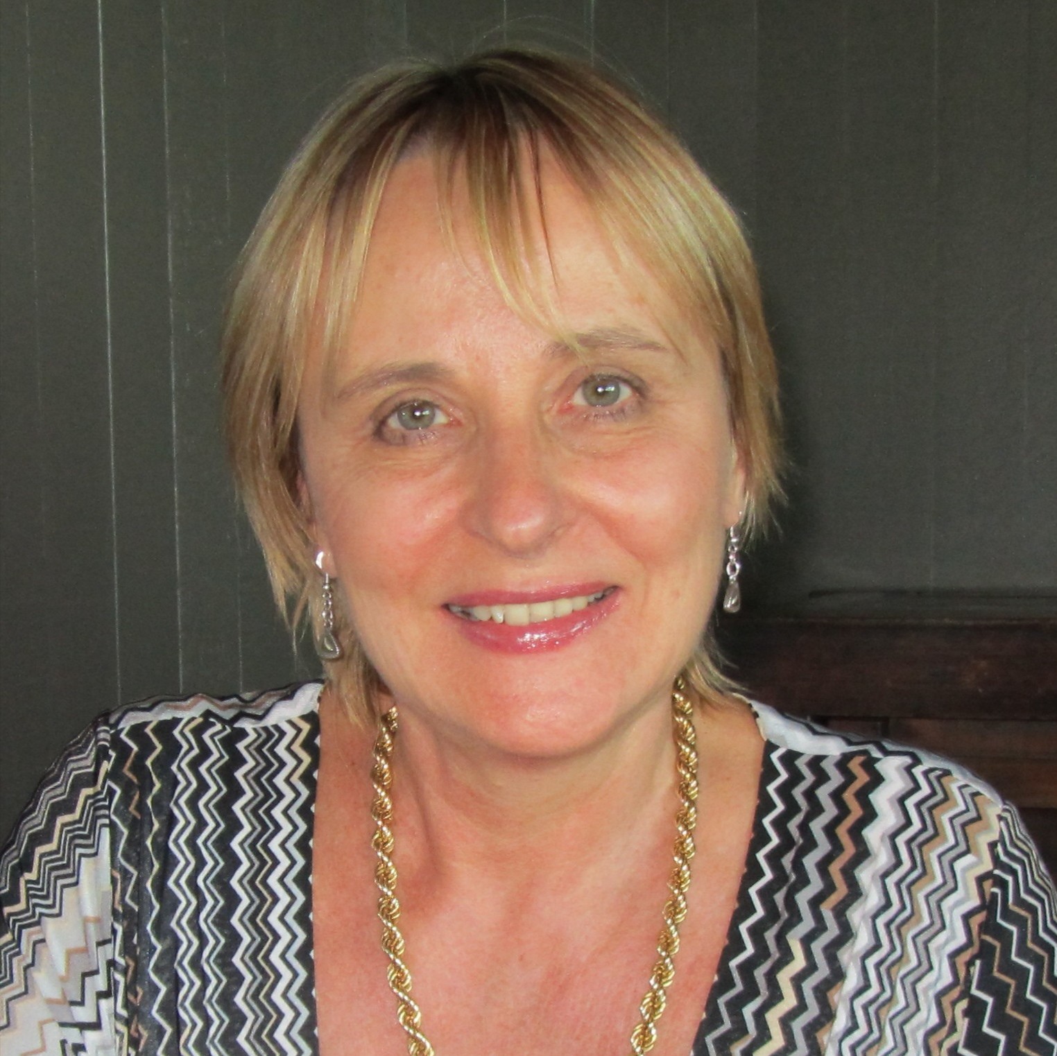 Dr Erika Wils